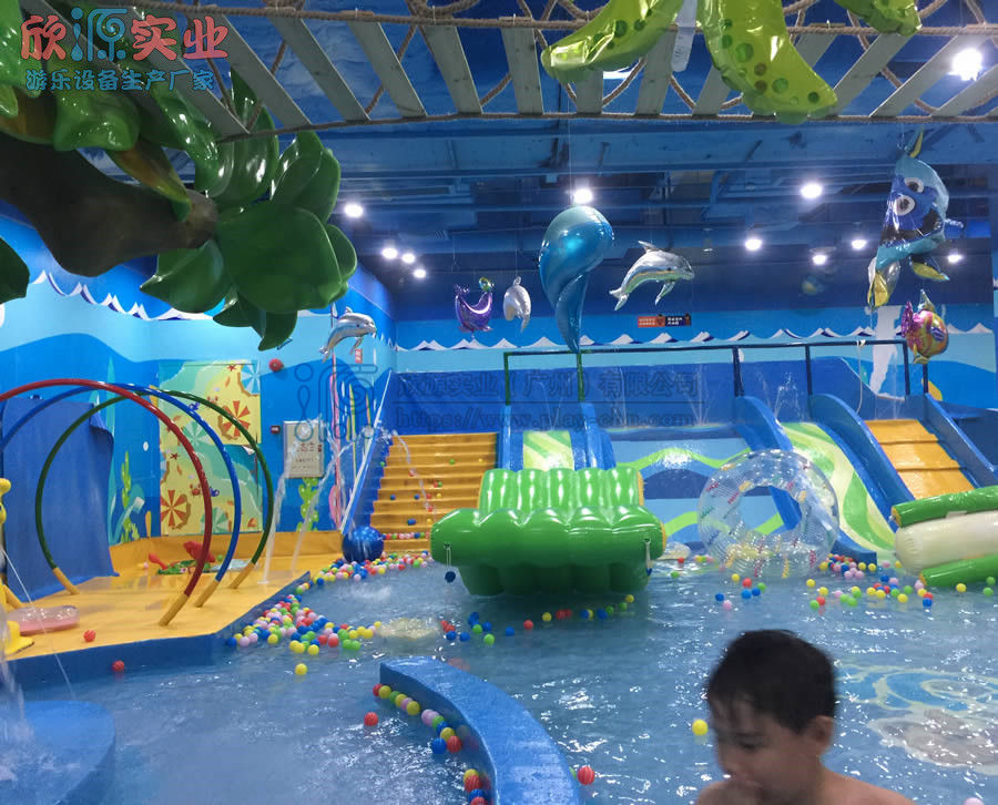 室內(nèi)水上樂園定制案例