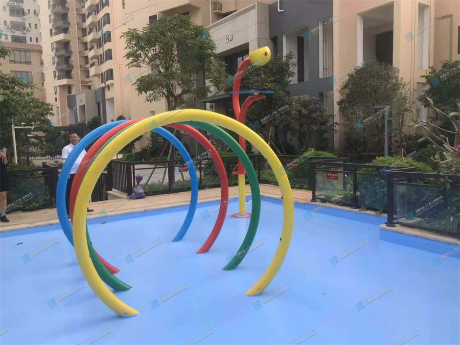 廣東湛江城市匯峰戶外水上樂園戲水設(shè)備定制案例