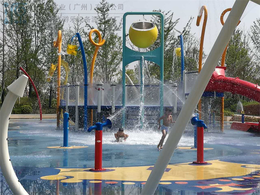 鄭州中央公園理想國(guó)戲水樂(lè)園7