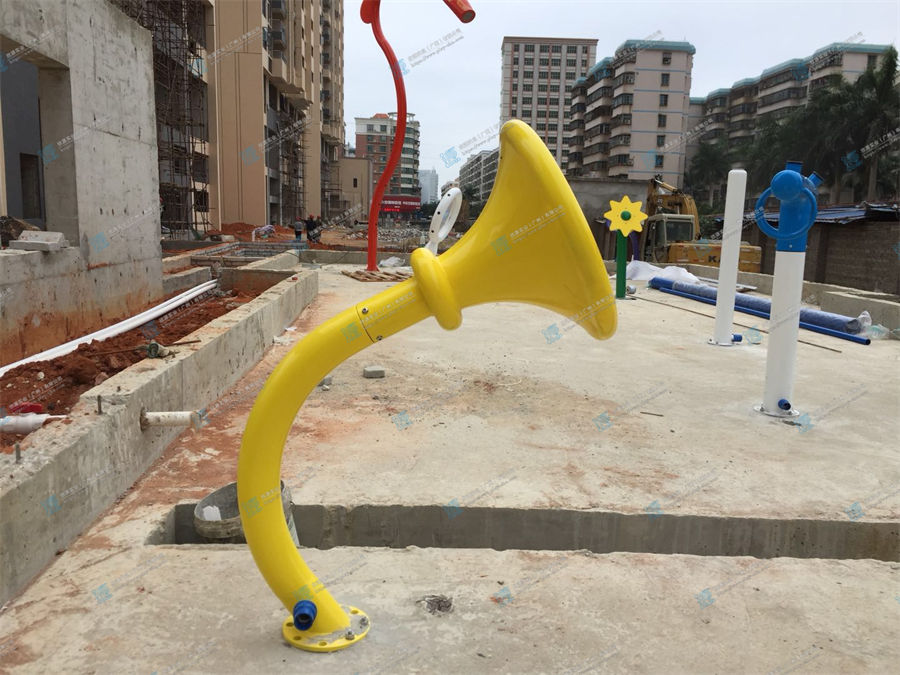 廣東湛江城市匯峰戶外水上樂園戲水設(shè)備定制案例