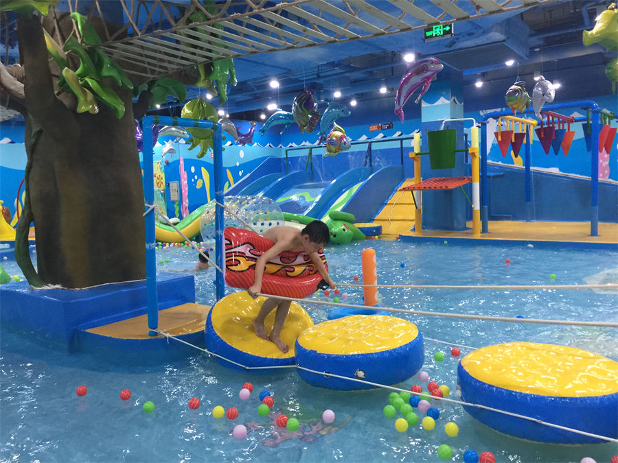 河源堅基購物中心丹尼熊11